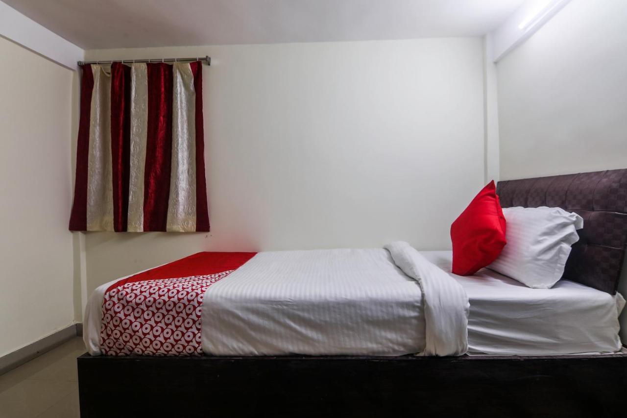 Oyo 18759 Nirvana Guest House Shillong Exterior foto